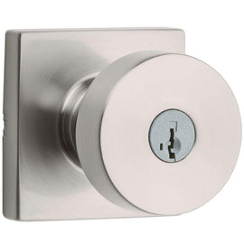 NEW Kwikset Satin Nickel Square Backplate Keyed Entry Door Knob Set