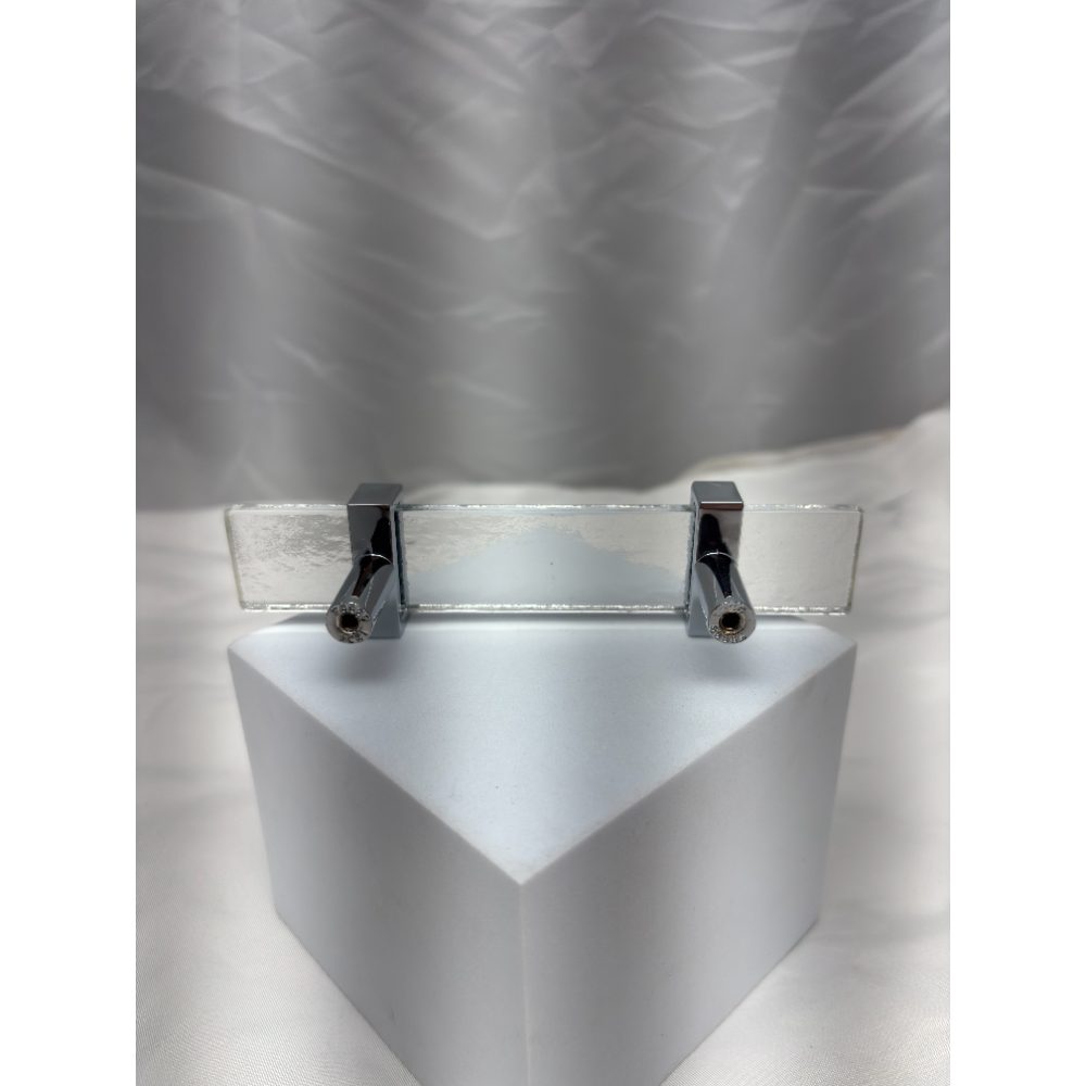 Sietto 5-1/2" Adjustable Cabinet Pull – Polished Chrome & Clear Glass