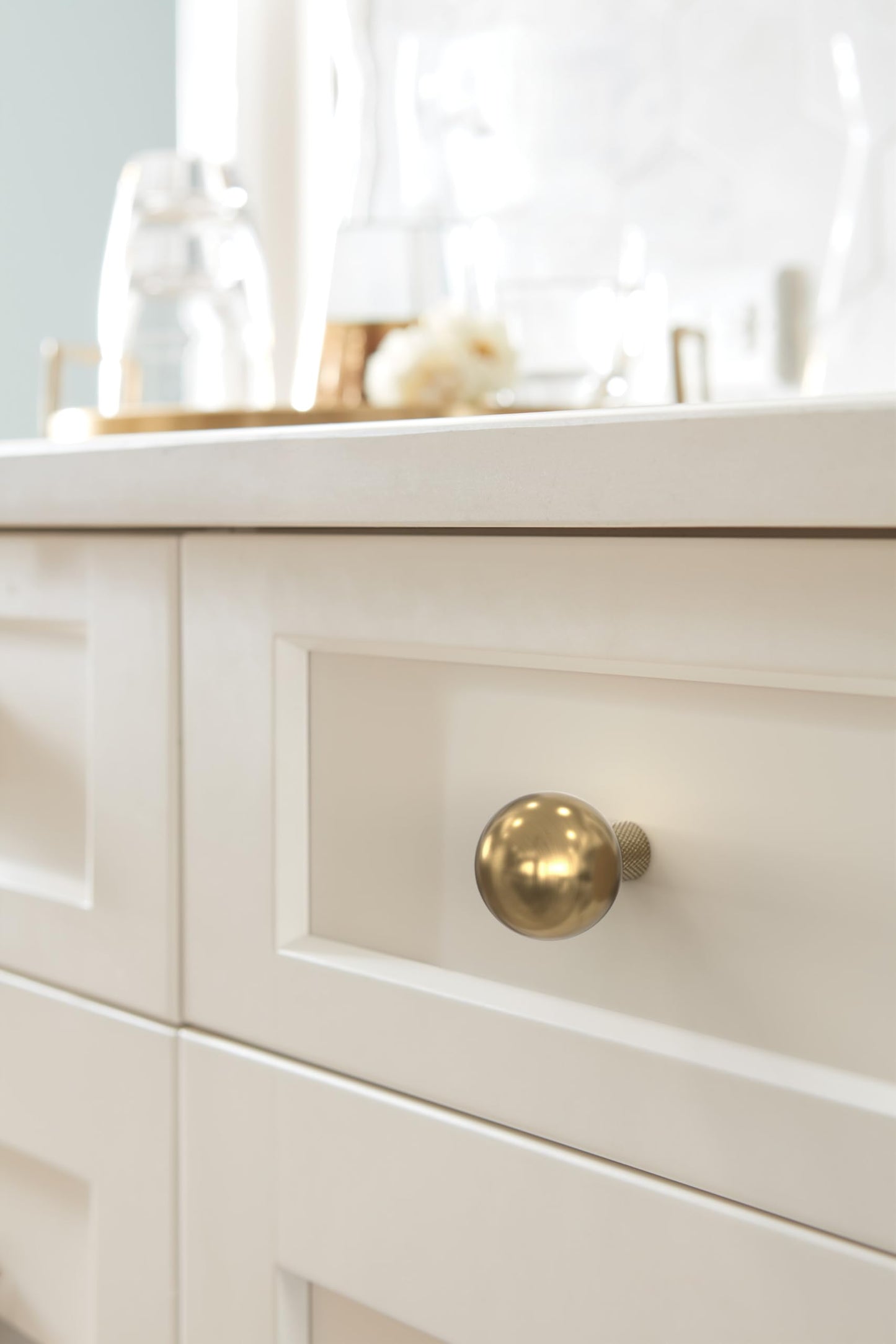 Amerock Collet 1-1/8" Champagne Bronze Cabinet Knob – BP37680CZ