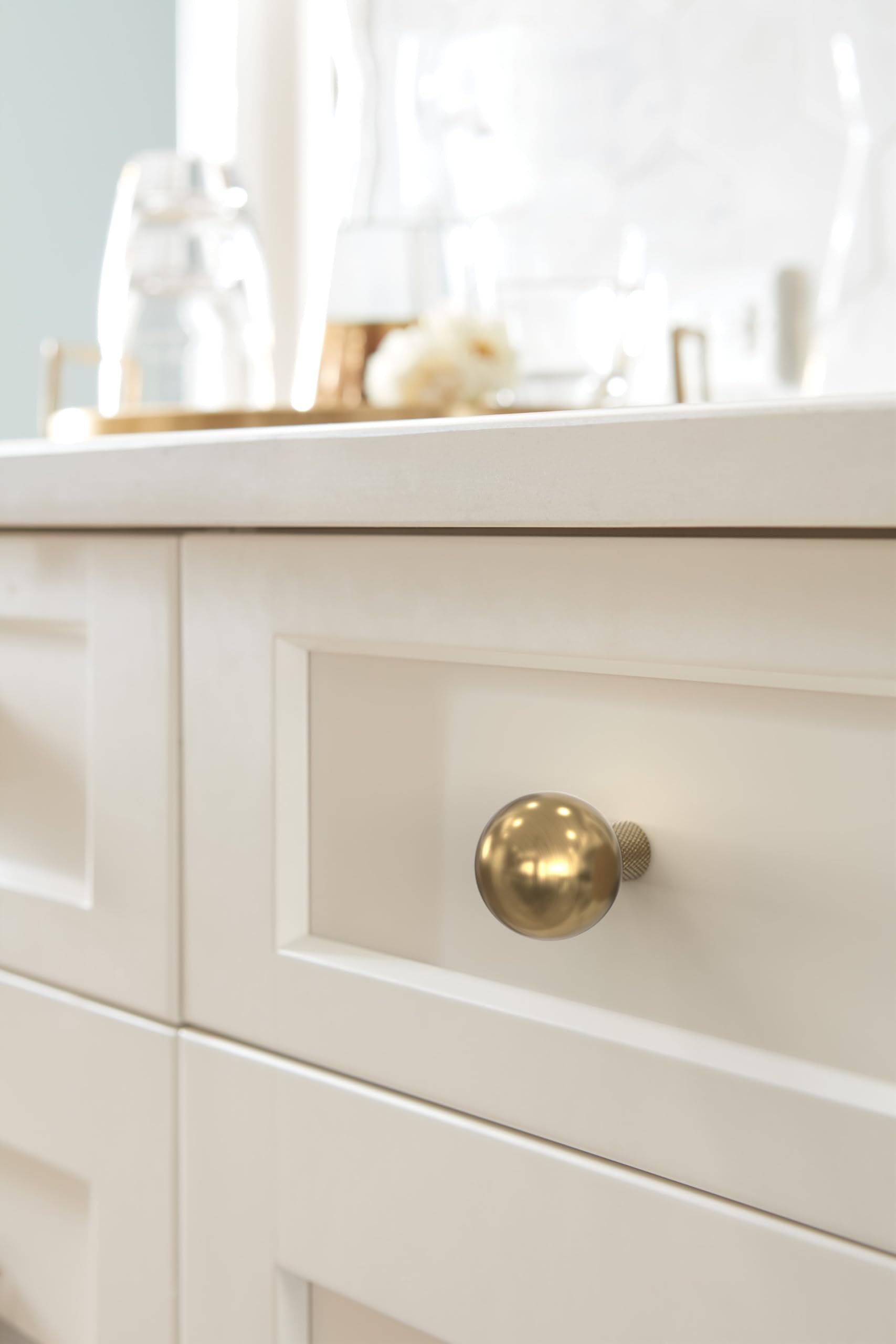 Amerock Collet 1-1/8" Champagne Bronze Cabinet Knob – BP37680CZ